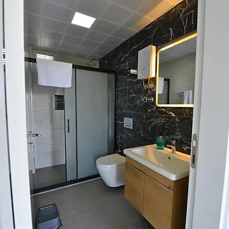 Lion King 1 Apartment *